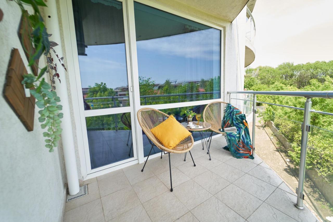 Design Studio In Atlantis Resort&Spa, Burgas Airport Exterior photo